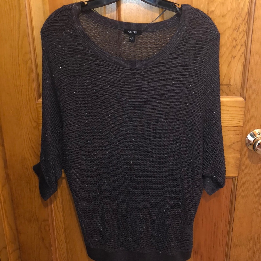 Sweater - Picture 3 of 4